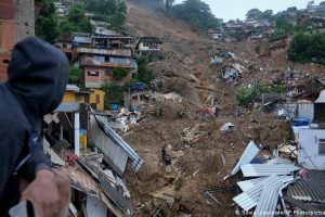 Aumentó a 178 el número de muertos en Petrópolis, Brasil