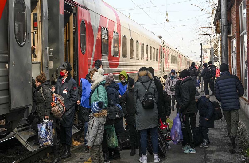 Unión Europea reacciona a crisis Ucrania-Rusia ¡Países se preparan para la llegada de refugiados! - FOTO