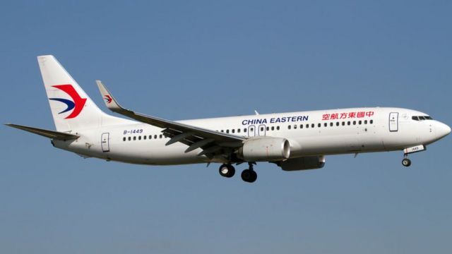 En China se estrelló una aeronave con 133 personas a bordo