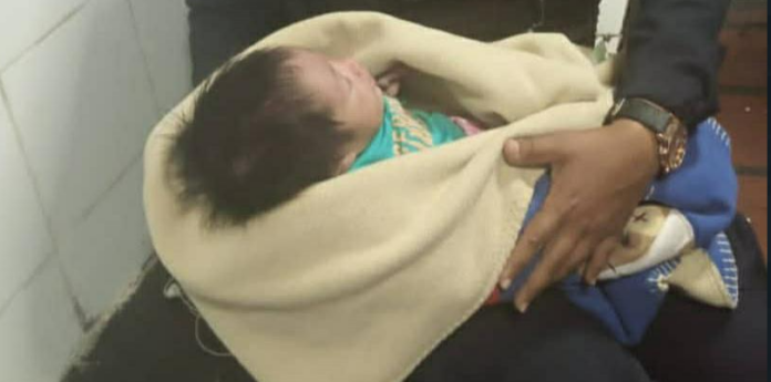 Abandonada recién nacida en Metro de Sabana Grande