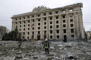 Bombardeo ruso sobre Járkov dejó más de 10 de muertos
