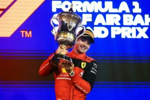 ¡Arrancó la F1! Doblete de Ferrari ¡Leclerc y Sainz dominan en Baréin, los Red Bull decepcionan! - FOTO