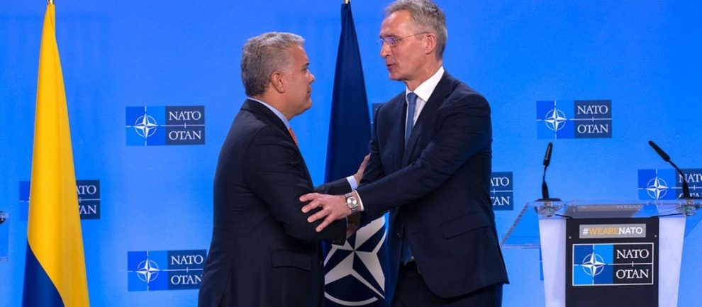 presidente de Colombia con OTAN