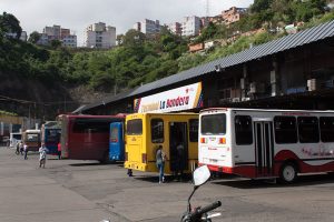 Sector del transporte extraurbano preparado para cubrir afluencia de viajes durante Semana Santa, aseguró Fernando Mora