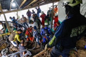 Colombia | 14 obreros se encuentran atrapados en una mina de carbón