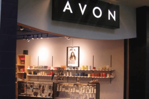 Avon transfirió sus acciones a un grupo empresarial venezolano, entérese