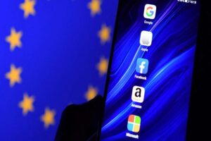 Microsoft, Google y Meta piden a la UE medidas de protección contra espionaje - FOTO