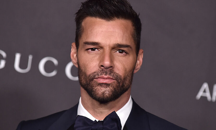 Ricky Martin es acusado de “violencia doméstica” y emiten una orden de protección en su contra