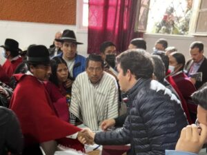 Se reanudó la mesa de diálogo entre el gobierno y el movimiento indígena de Ecuador este 30J