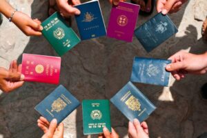 Foto referencial pasaportes