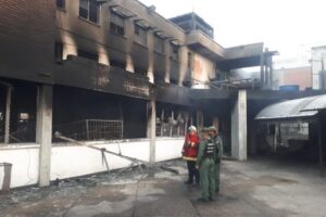 MP imputó al presunto responsable del incendio en el Mercado de los Corotos en Quinta Crespo