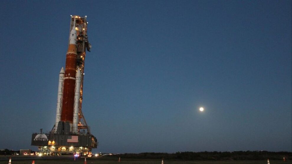 NASA cohete a la Luna