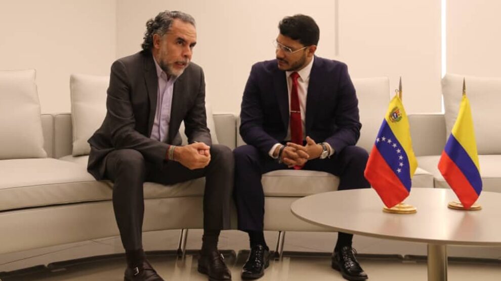 Embajador de Colombia se encuentra en Venezuela con motivo de restablecer relaciones diplomáticas