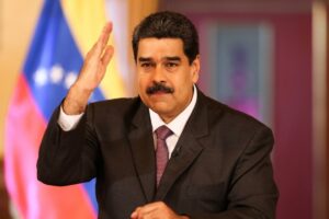 el mandatario Nicolás Maduro solicitó apoyo de los movimientos sociales, sindicales y políticos de Argentina para lograr recuperar el avión venezolano- iraní retenido hace un mes en Ezeiza.