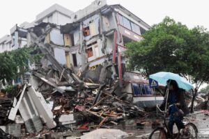 China es golpeado por un sismo de magnitud 6,6 conoce más detalle