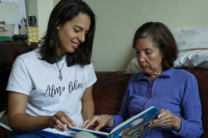 Bitácora de Una Cuidadora trae el primer encuentro de cuidadores de familiares con Alzheimer, entérate