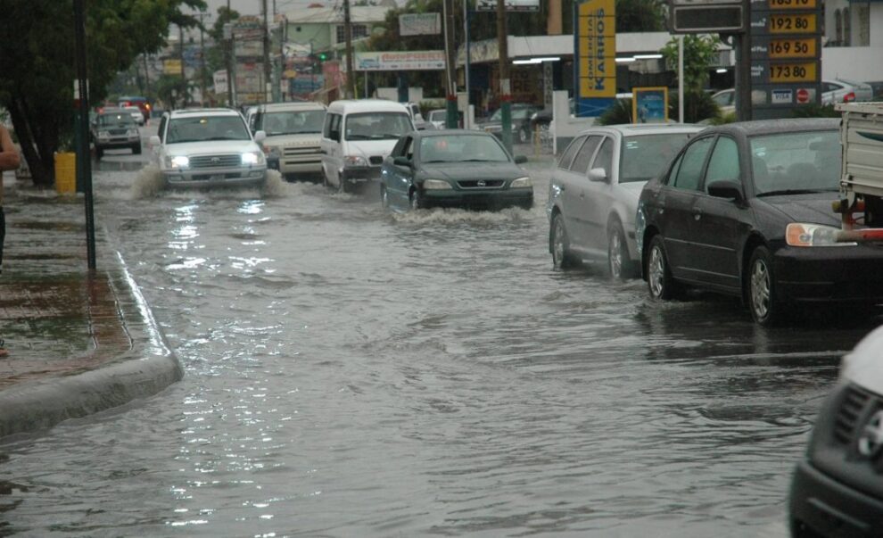 Onda tropical 46 causará lluvias en gran parte del país, reportó el Inameh
