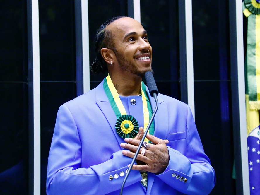 Fórmula 1 - Lewis Hamilton recibió ciudadanía honorífica de Brasil - FOTO