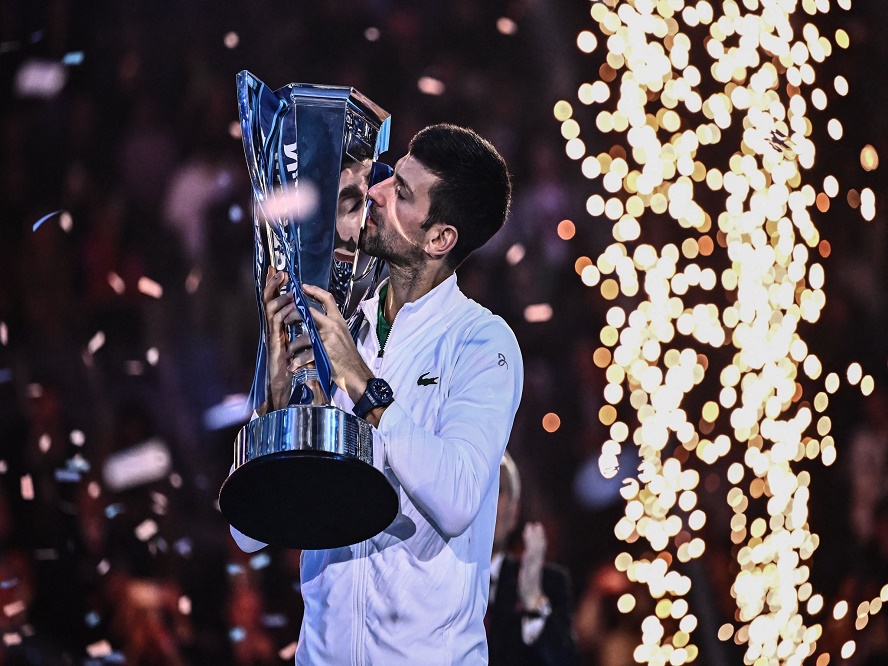 ¡El mejor de 2022! Djokovic gana Copa de Maestros en Turín e iguala récord de Federer - FOTO