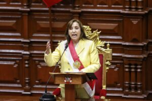 Perú | Dina Boluarte realizó una nueva propuesta para el adelanto de elecciones generales