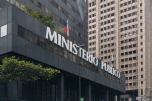 La Policía Nacional investiga a grupo de funcionarios y empresarios por operativo contra la corrupción en la Corporación Venezolana de Guayana