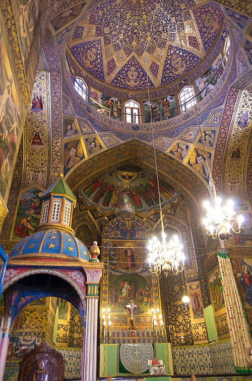 Salar-Ataie-Bandari-Isfahan-la-ciudad-más-bella-del-mundo