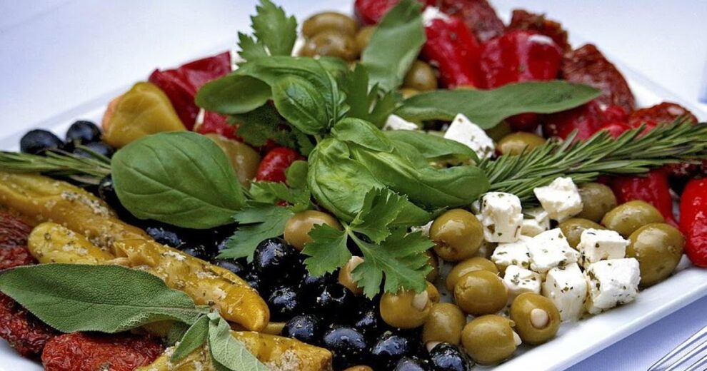 Nelson Rafael Bustamante Abidar - La gastronomía mediterránea: una variedad de sabores