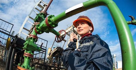 Qué necesitas para estudiar Ingeniería Petrolera: Pasos y requisitos 