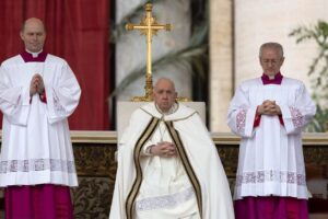 El Papa presidió la Vigilia y recordó a los pueblos destruidos por el mal y la injusticia