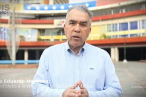 Candidato Martínez pide cinco días más para inscripción y actualización del RE