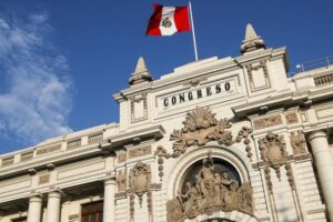Congreso de Perú aprobó la eliminación de comisiones por transferencia bancaria