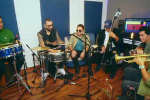 El ex-Salserín Alex Go estrena video-sessions fusionando diversos estilos musicales con la salsa
