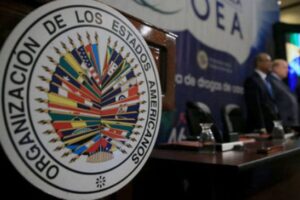 la OEA pidió diálogo entre ambos países y llamó a una reunión del Consejo Permanente